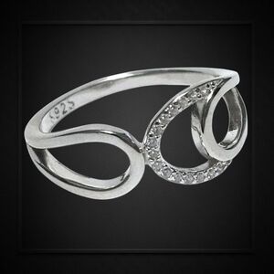 Sterling silver wrap ring Size 7